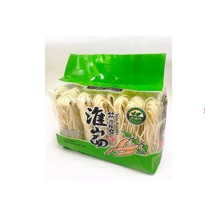 薄黄色 乾燥した中国製の卵ヌードル 0.3kg 小麦粉の成分で作られています