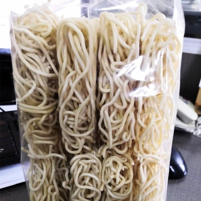 500G ゆで焼きヌードル OEM 小麦粉 滑らか 噛み切れる 速煮 インスタントヌードル