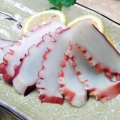 凍った切片のオクトポス TAKO I.Q.F 福建から 美味しく便利